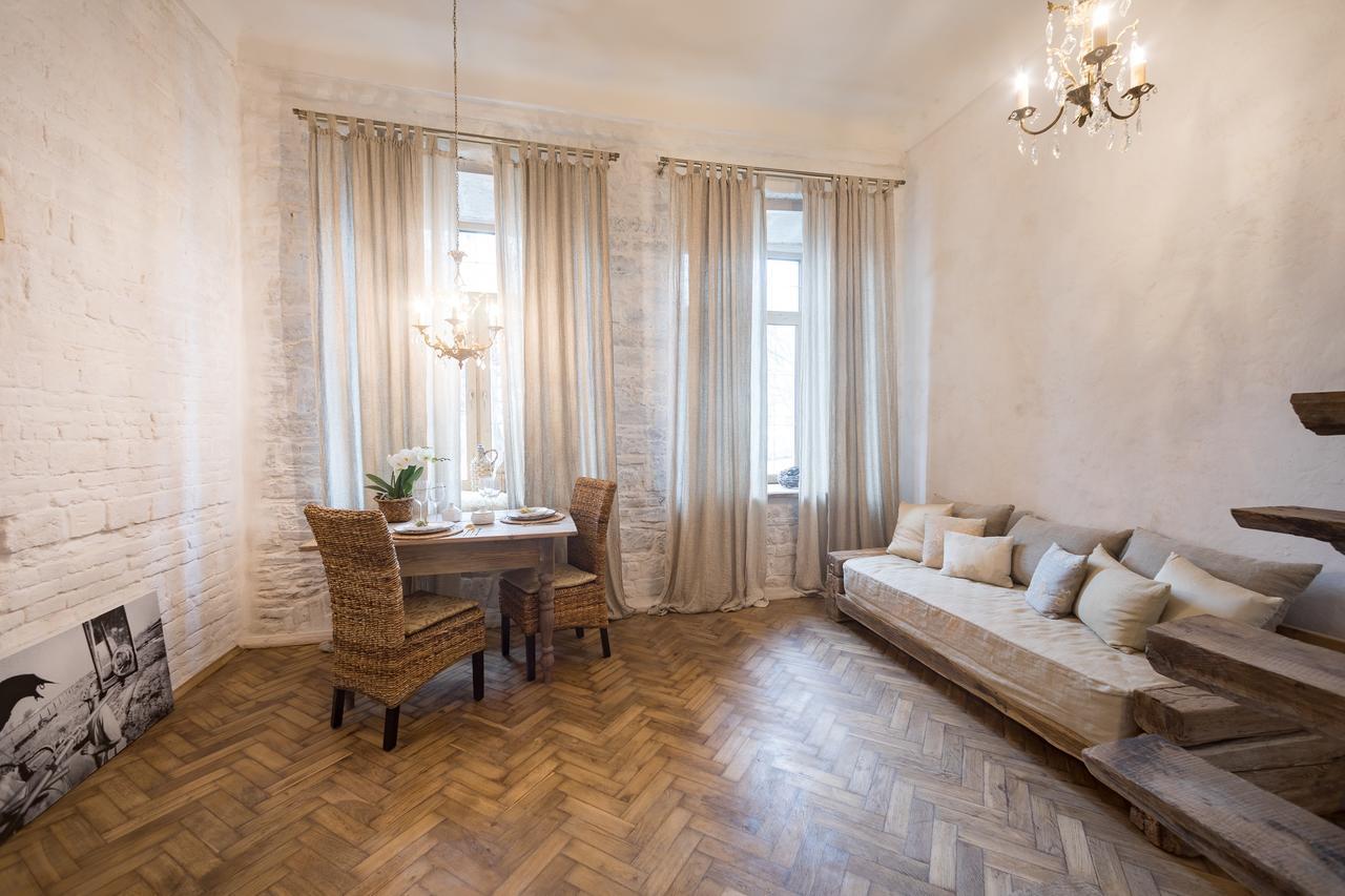 Overture Studio Kamianets-Podilskyi Ngoại thất bức ảnh